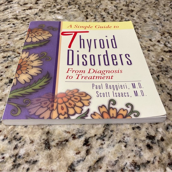 ***3/$25*** THYROID DISORDERS GUIDE—SOFTCOVER; PAUL RUGGIERI, MD - Picture 5 of 9